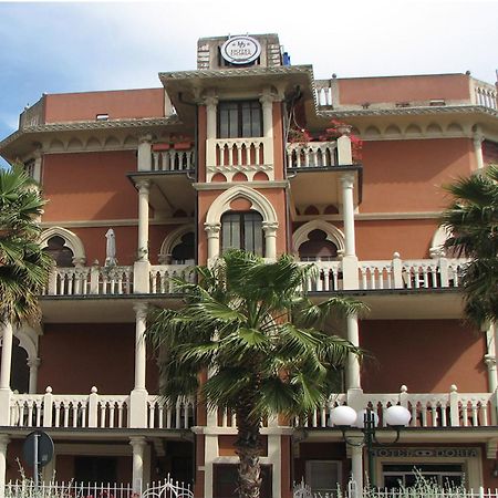 Hotel Doria Chiavari Exterior foto