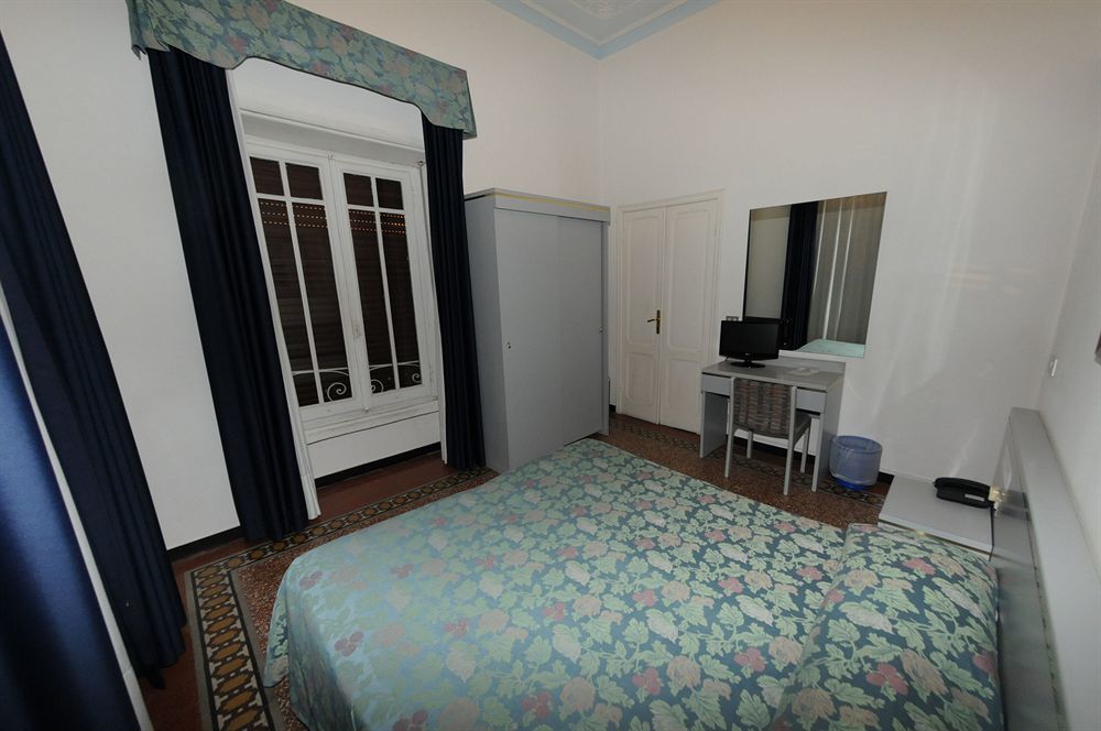 Hotel Doria Chiavari Exterior foto